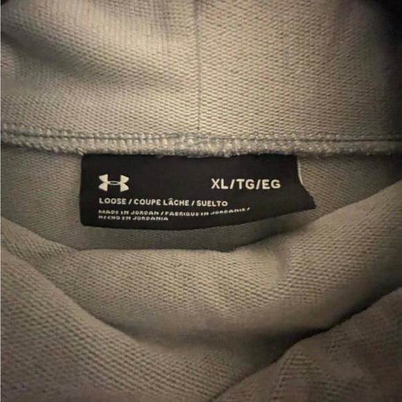 Under Armour Heather Gray Sweatshirt - Picture 2 of 2